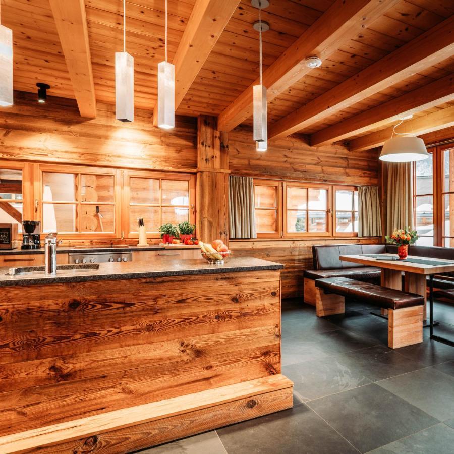 Im Weidach Superior Chalets ロイタシュ エクステリア 写真