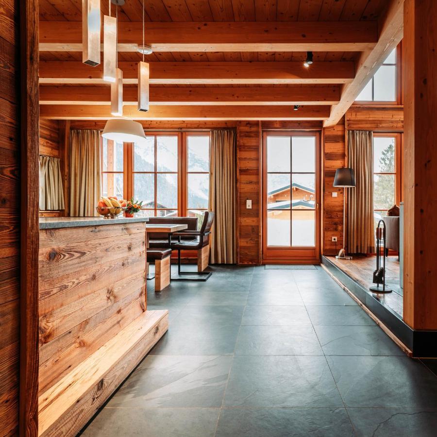 Im Weidach Superior Chalets ロイタシュ エクステリア 写真