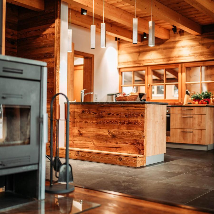 Im Weidach Superior Chalets ロイタシュ エクステリア 写真